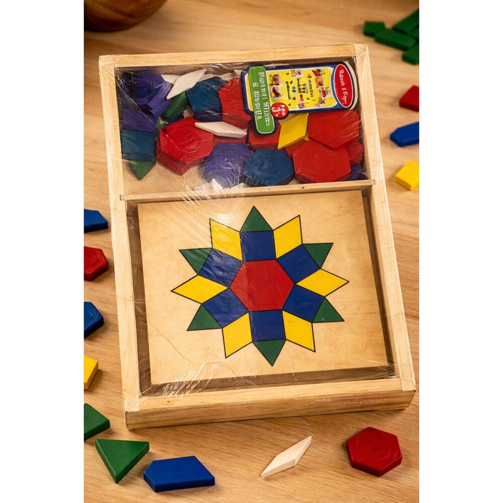 Melissa & Doug Pattern Blocks & Boards – NEW Sealed – Crack in Case – Ages 3+